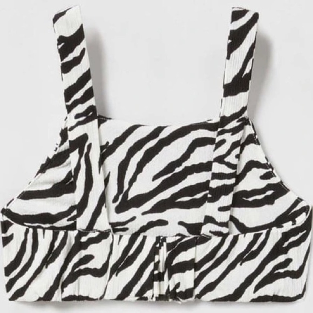 ⚜️2/$10 NWT - Zara Girls Textured Black/White Zebra Print Cropped Tank - Size 10 - Picture 2 of 3